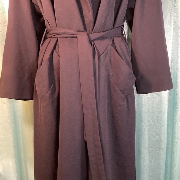 Vintage 80’s deep navy blue Christian Dior trench coat Size medium shoulder pads - Picture 2 of 9